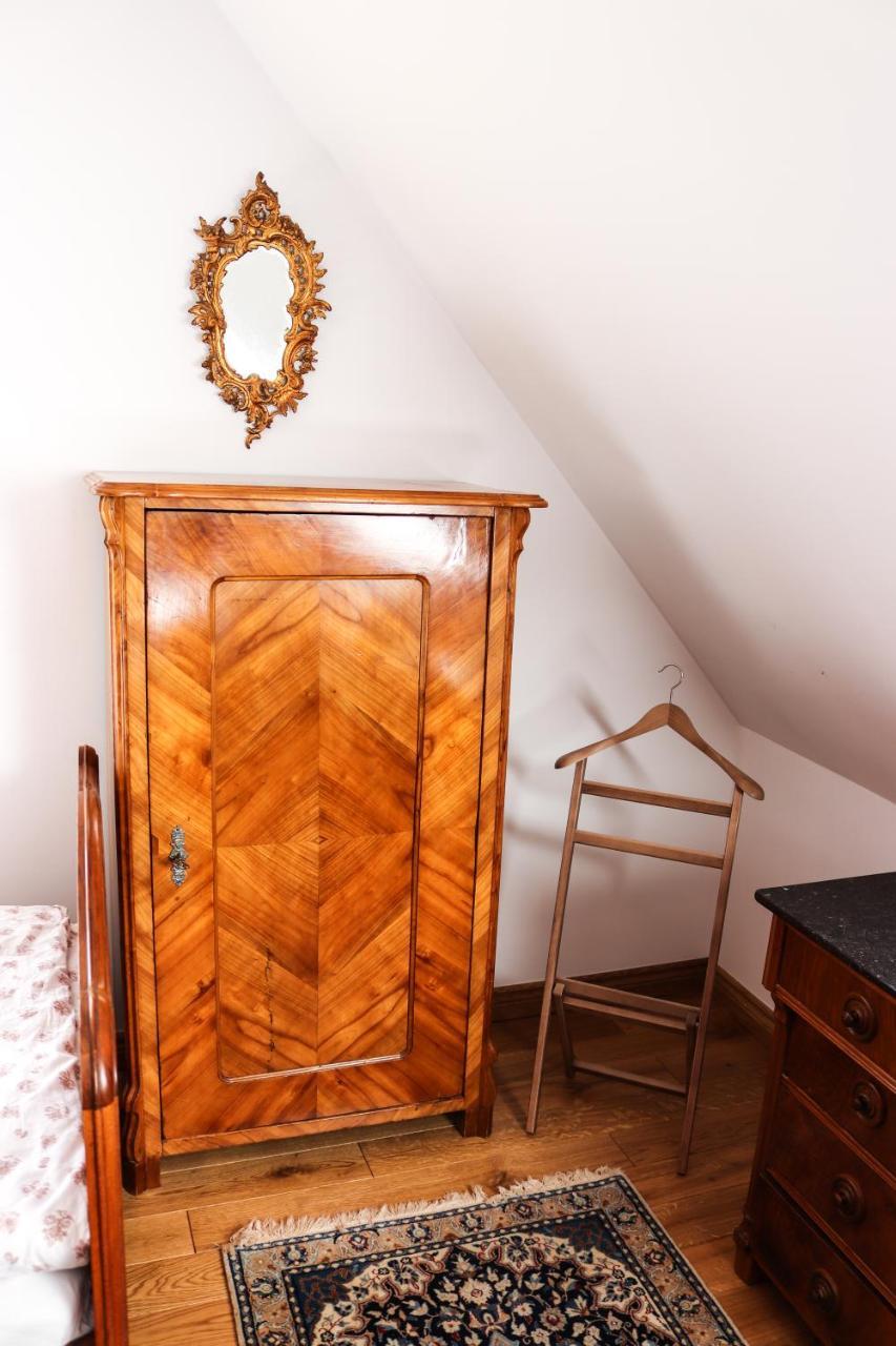 Dwór Gogolewo Nad Wartą Ksiaz Wielkopolski